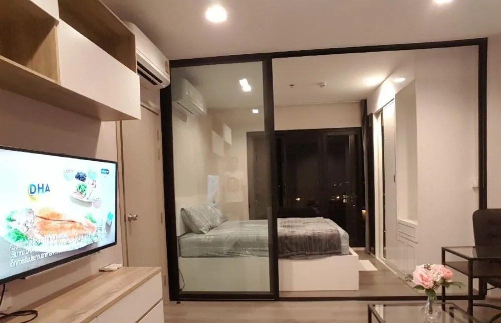 1 Bedroom Condo for rent at The Politan Rive — photo 3