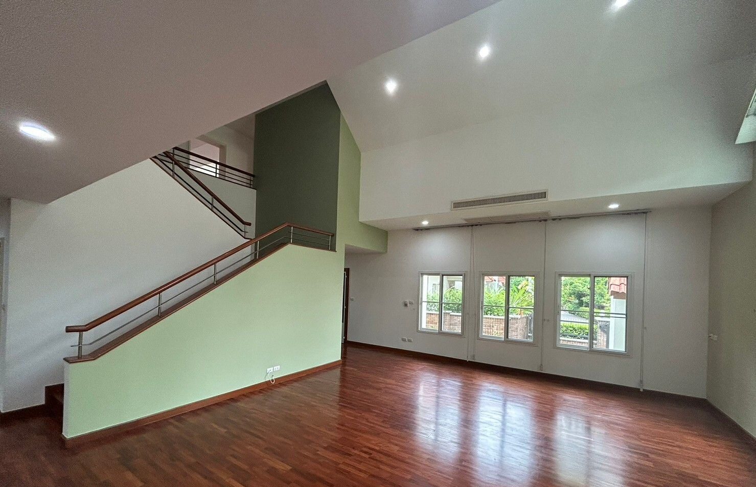 4 Bedroom House for rent at Raintree Residence — photo 3