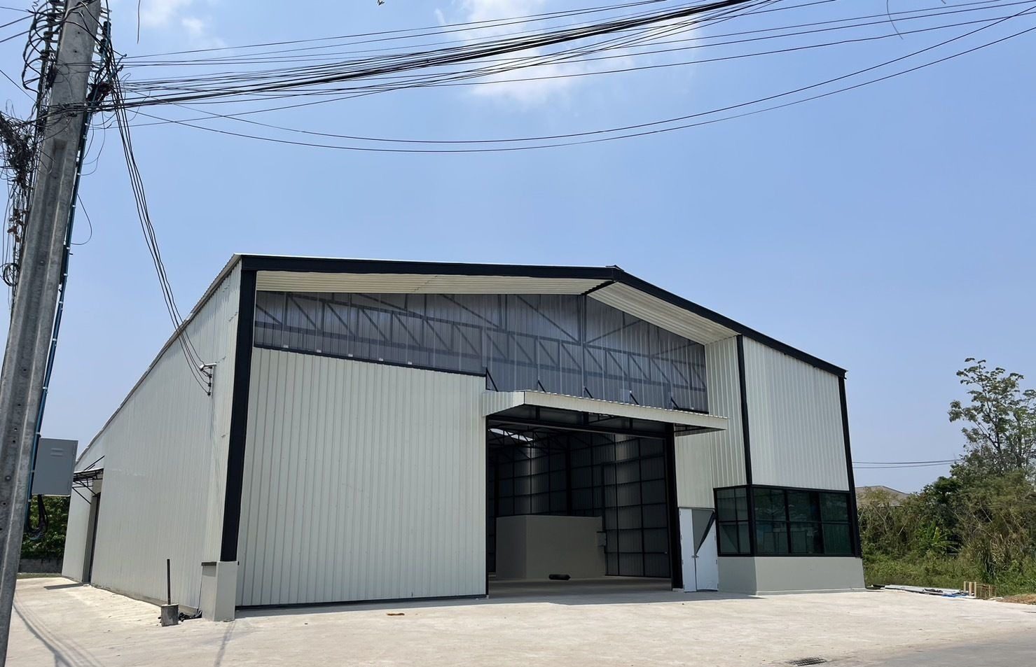 Brand New Warehouse with Large Office for Rent in Nonthaburi