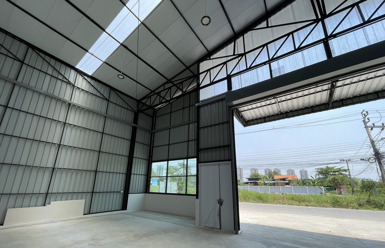 Brand New Warehouse with Large Office for Rent in Nonthaburi — photo 2
