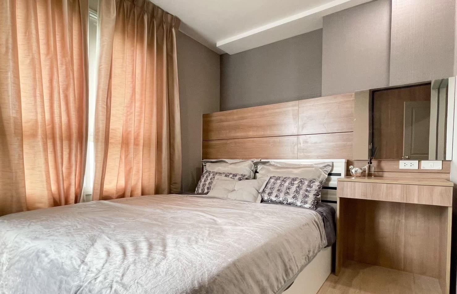 1 Bedroom Condo for rent at Rich Park at Chaophraya