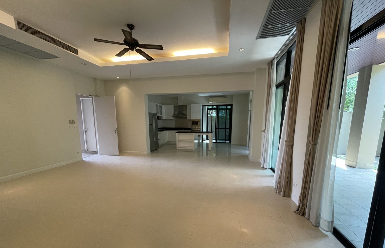 5 Bedroom House for rent at The Terrace Residence at Nichada Thani