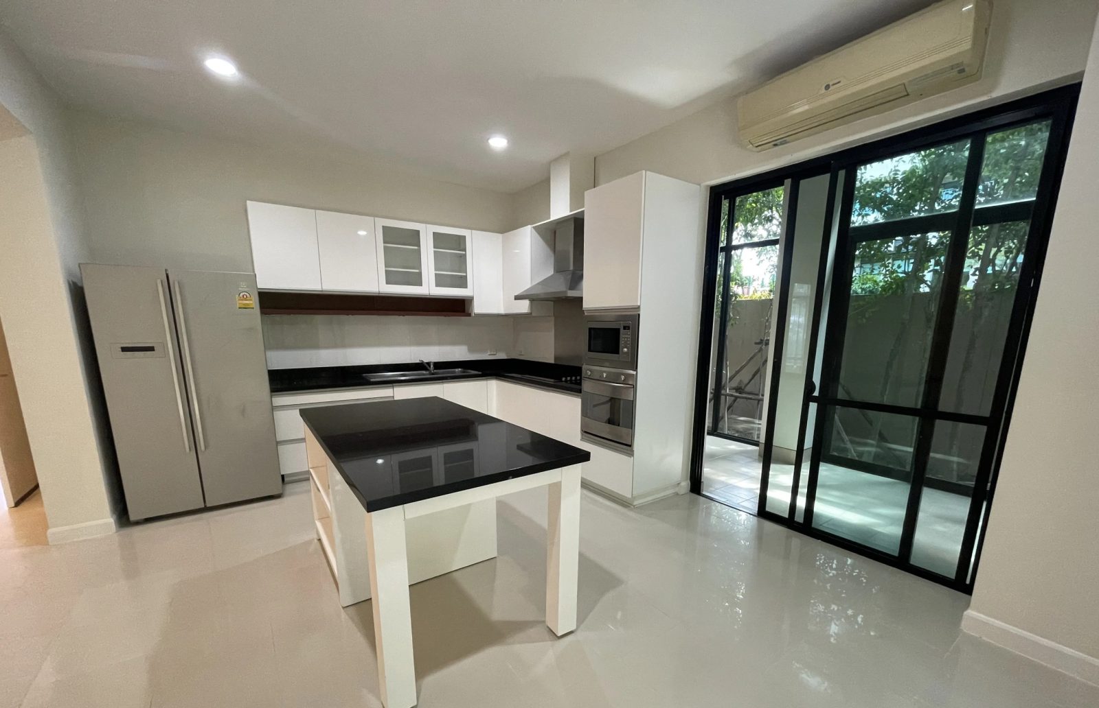 5 Bedroom Villa for rent at The Terrace Residence at Nichada Thani — photo 3