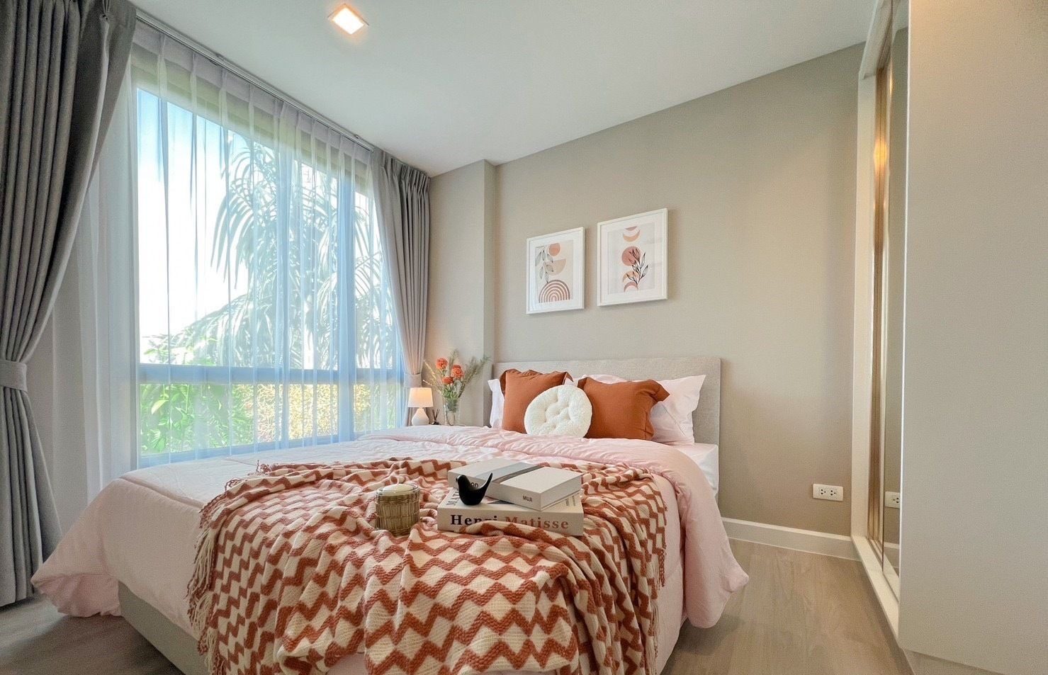 1 Bedroom Condo for rent at Metro Luxe Riverfront Rattanathibet — photo 1