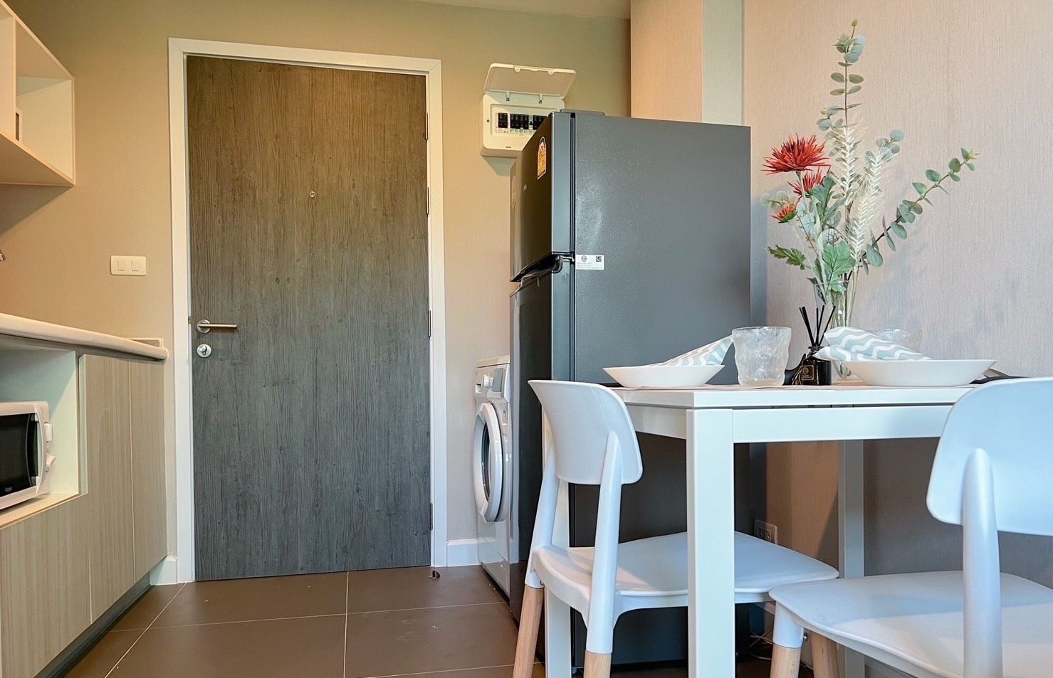 1 Bedroom Condo for rent at Metro Luxe Riverfront Rattanathibet — photo 4