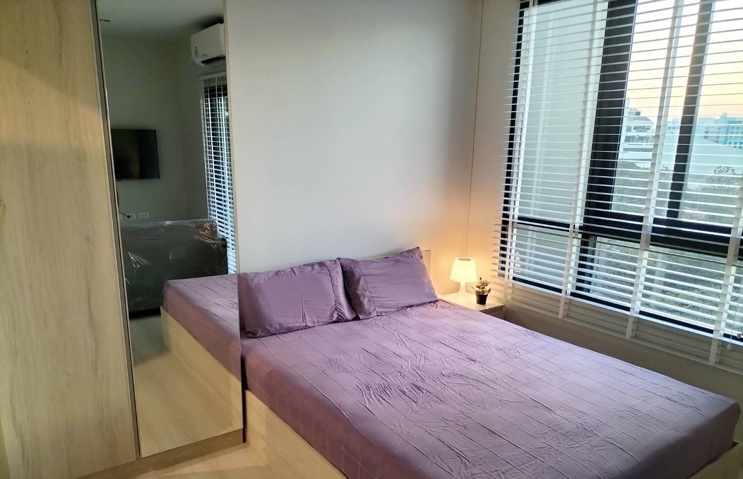 Studio Condo for rent at Nue Noble Ngamwongwan — photo 5