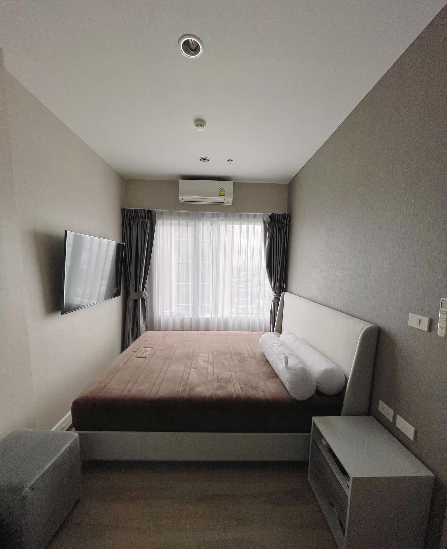 1 Bedroom Condo for rent at Amber By Eastern Star — photo 1