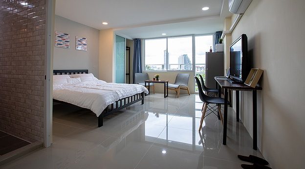1 Bed Condo · Khlong San, bangkok — photo 3