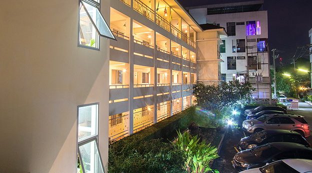 Condo · Mueang Chon Buri, chon_buri — photo 4