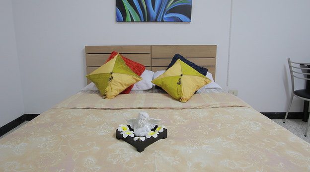 1 Bed Condo — photo 2