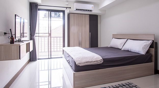 @26 MANSION — photo 1