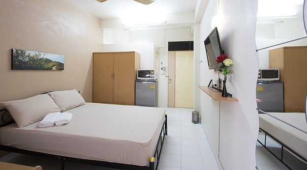1 Bed Condo · Khlong San, bangkok — photo 2