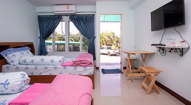 1 Bed Condo — photo 2