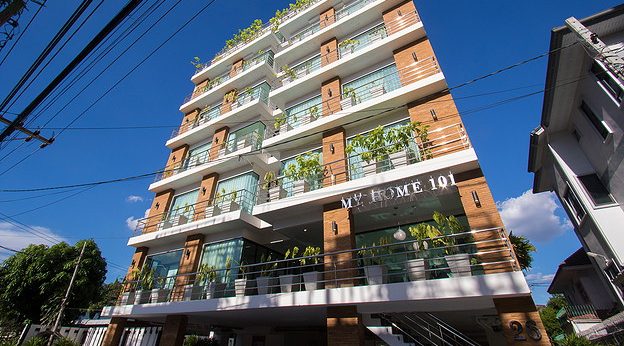 Condo · Phra Khanong, bangkok — photo 1