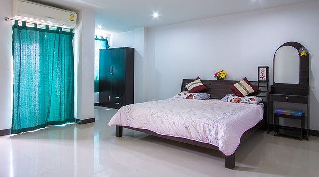 Condo · Wang Thonglang, bangkok — photo 5