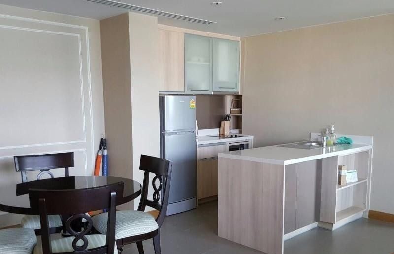 1 Bed Condo — photo 3