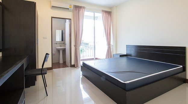 Condo · Bang Khun Thian, bangkok — photo 5