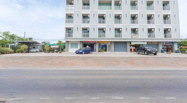 Condo · Bang Khun Thian, bangkok — photo 2