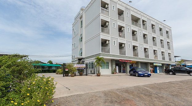 Condo · Bang Khun Thian, bangkok — photo 1