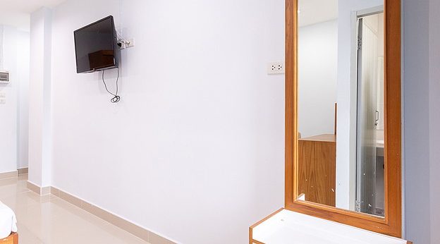 Condo — photo 5