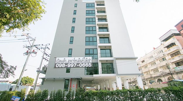 1 Bed Condo · Phra Khanong, bangkok — photo 1