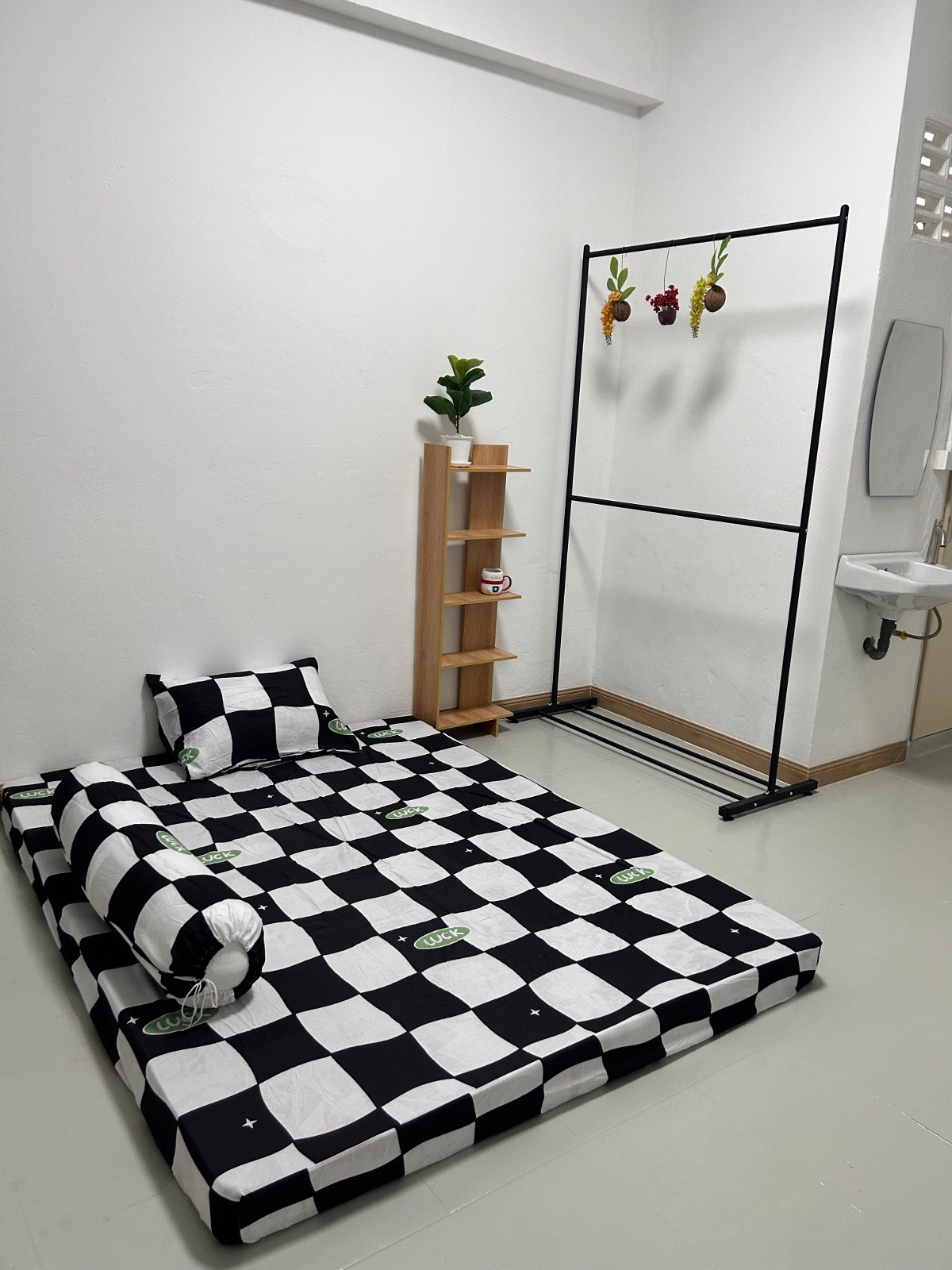 1 Bed Condo · Thon Buri, bangkok