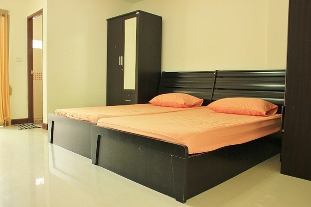 1 Bed Condo — photo 4