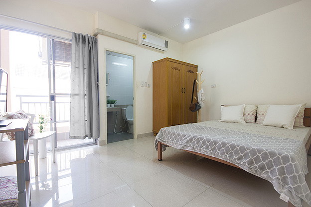 1 Bed Condo · Wang Thonglang, bangkok — photo 2