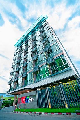 Condo · Huai Khwang, bangkok — photo 1