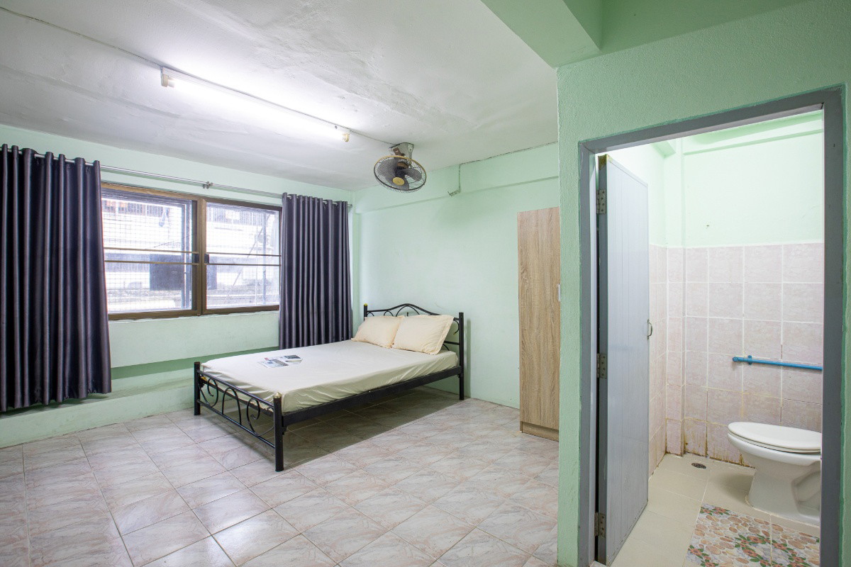 1 Bed Condo · Bang Khun Thian, bangkok — photo 4