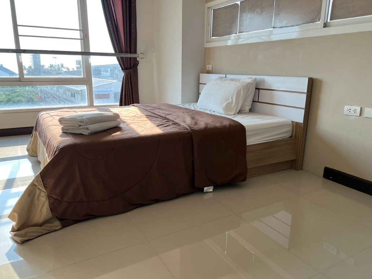 1 Bed Condo · Mueang Chon Buri, chon_buri — photo 2