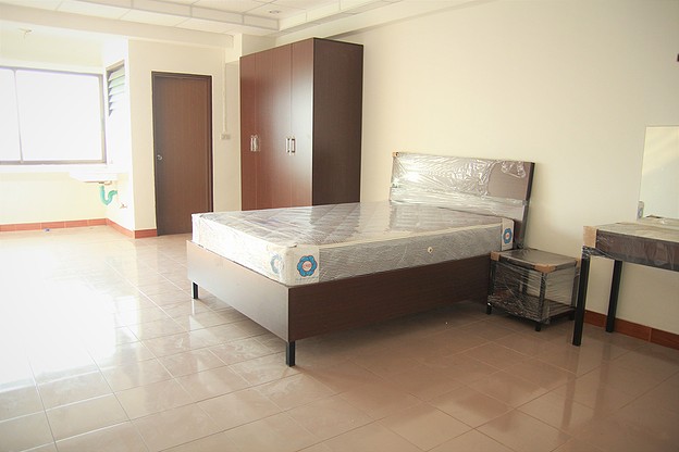 1 Bed Condo · Khlong Toei, bangkok — photo 5