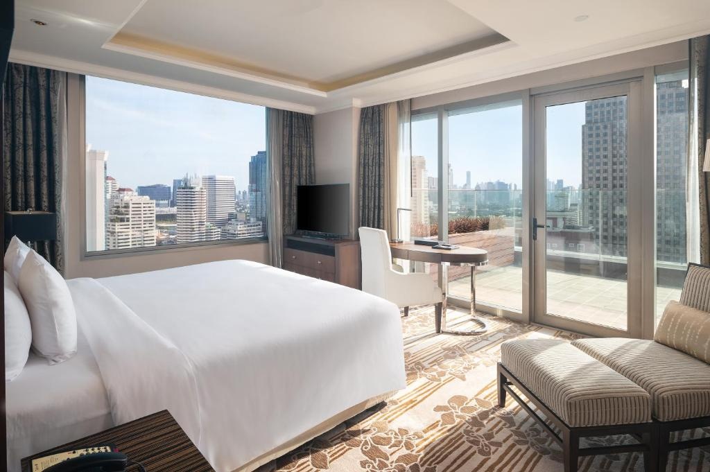 1 Bed Condo · Watthana, bangkok — photo 2