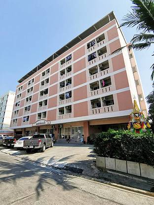 Condo · Phra Khanong, bangkok — photo 1