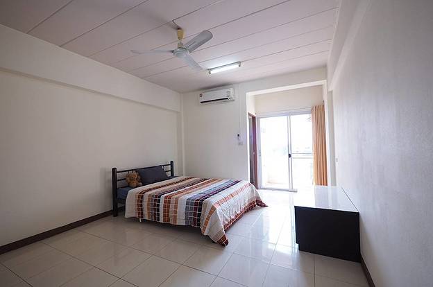 Condo · Phra Khanong, bangkok — photo 3
