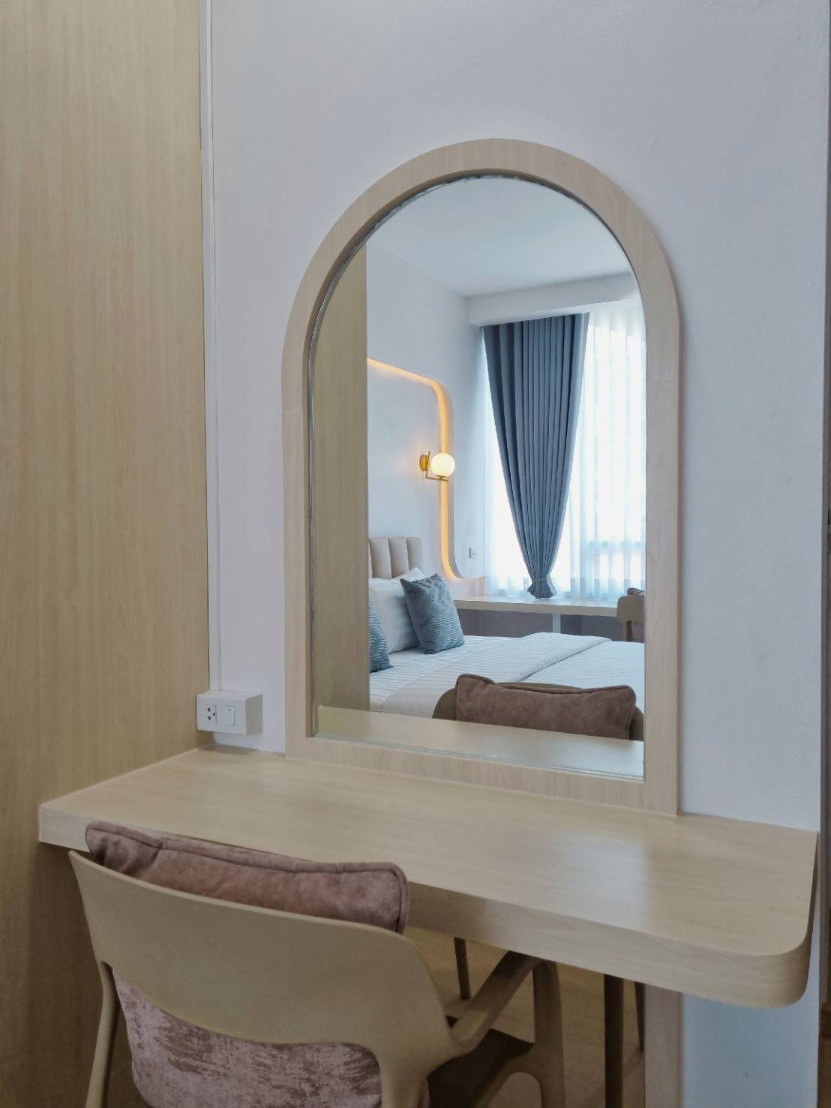 1 Bed Condo — photo 3