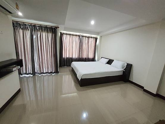Condo — photo 4