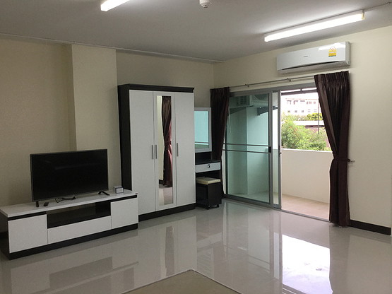 1 Bed Condo · Khlong San, bangkok