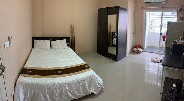 1 Bed Condo — photo 4