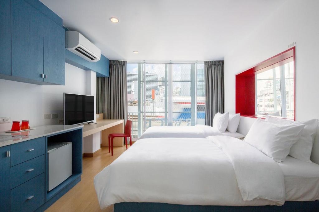 1 Bed Condo · Khlong Toei, bangkok — photo 2