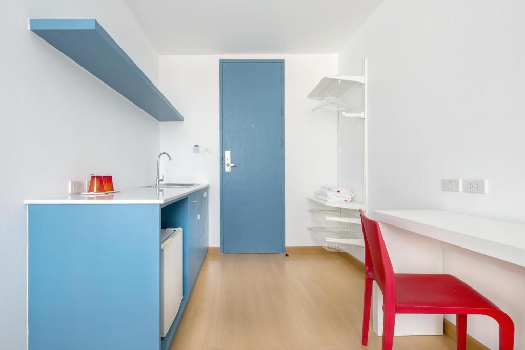 1 Bed Condo · Khlong Toei, bangkok — photo 4