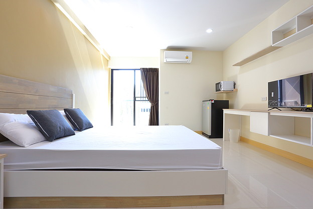 1 Bed Condo · Bang Na, bangkok — photo 2
