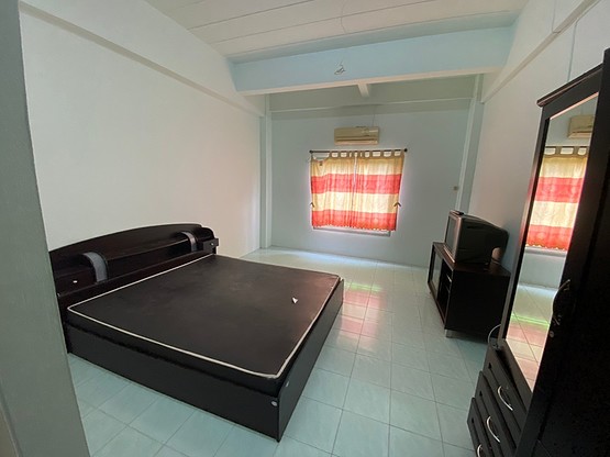 1 Bed Condo — photo 5