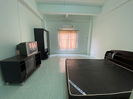 1 Bed Condo — photo 4