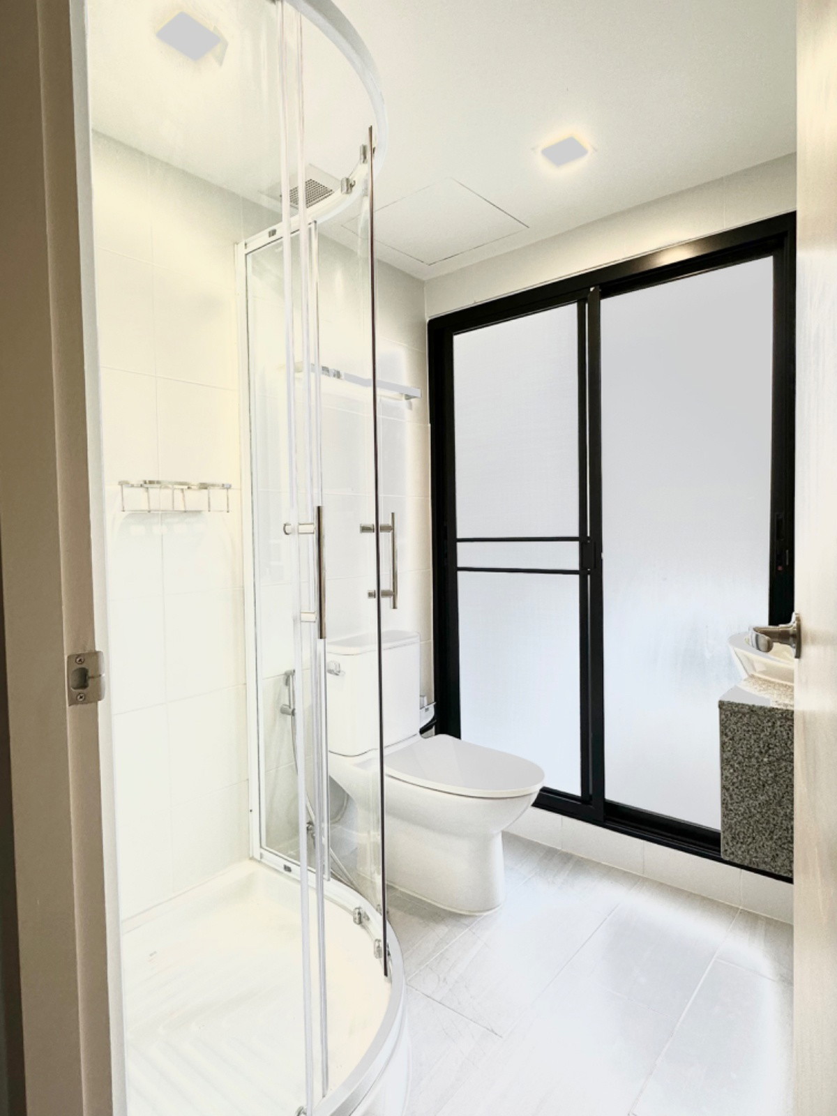 1 Bed Condo · Phra Khanong, bangkok — photo 4