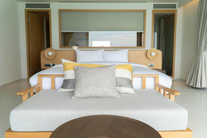 1 Bed Condo — photo 3