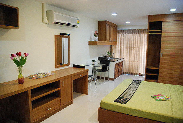 1 Bed Condo · Huai Khwang, bangkok — photo 2
