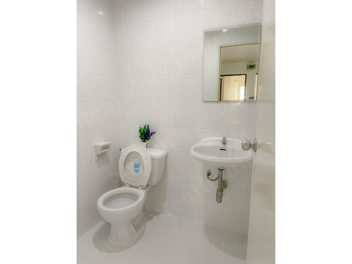 Condo · Khlong Toei, bangkok — photo 2
