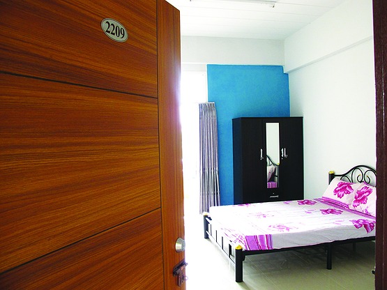 1 Bed Condo — photo 1
