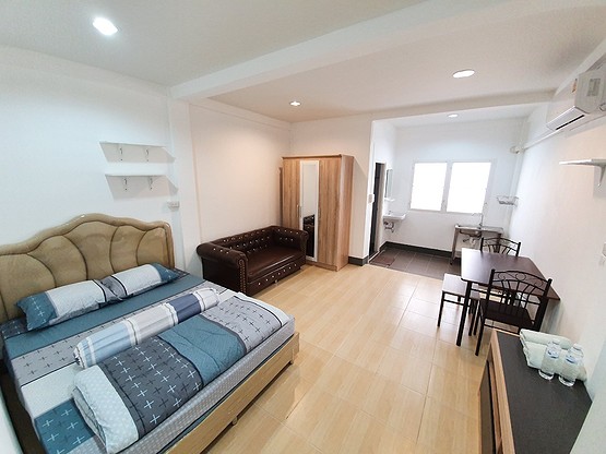 Condo · Phasi Charoen, bangkok — photo 1